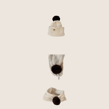 Load image into Gallery viewer, Beanie and Scarf Combo- Cream

